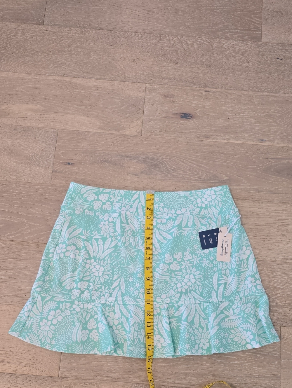 NWT, Tommy Bahama Flounce Skort UPF 50 - Picture 7 of 10